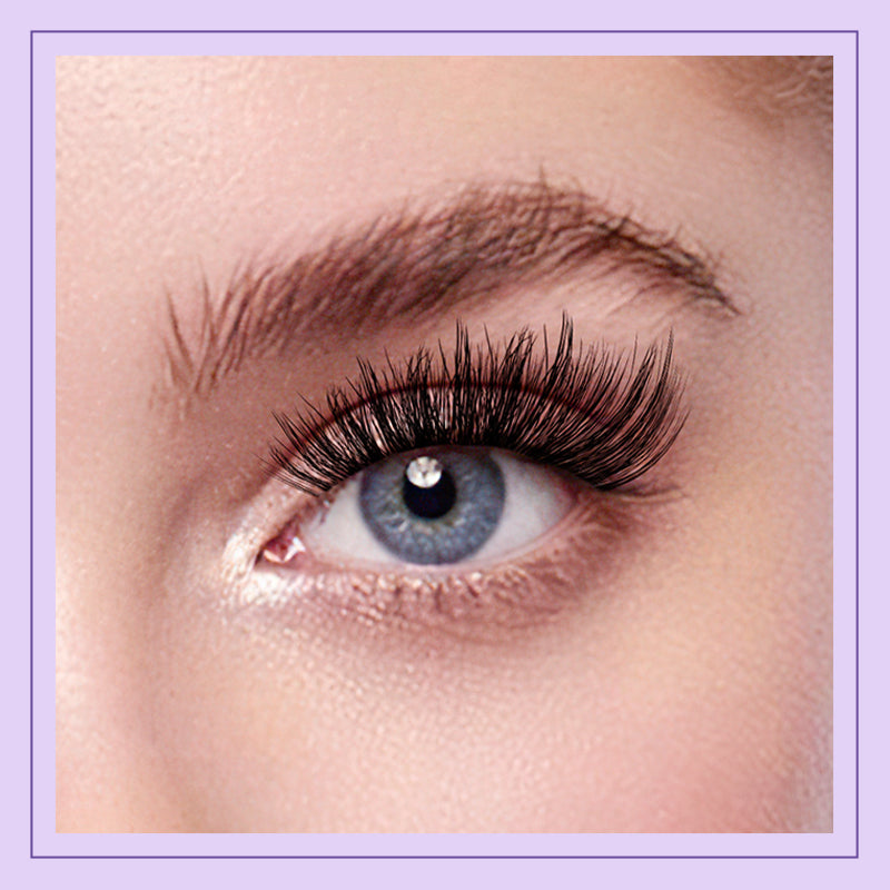 The effect of wearing B&Q 3D Effect diy lash