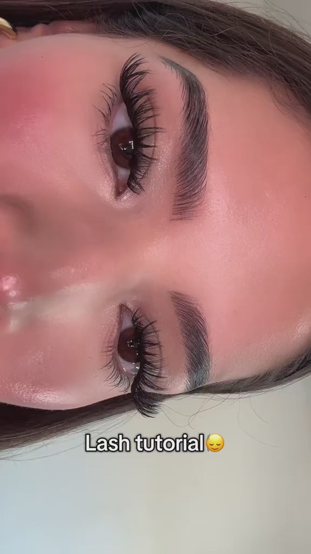 reel-bqlashes.myshopify.com-1750232162614-MX-20250606-30D+40D.mp4